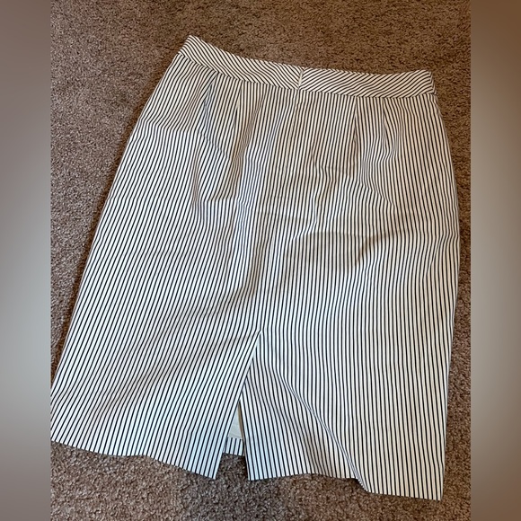 Ann Taylor Striped Pencil Skirt - Picture 3 of 3